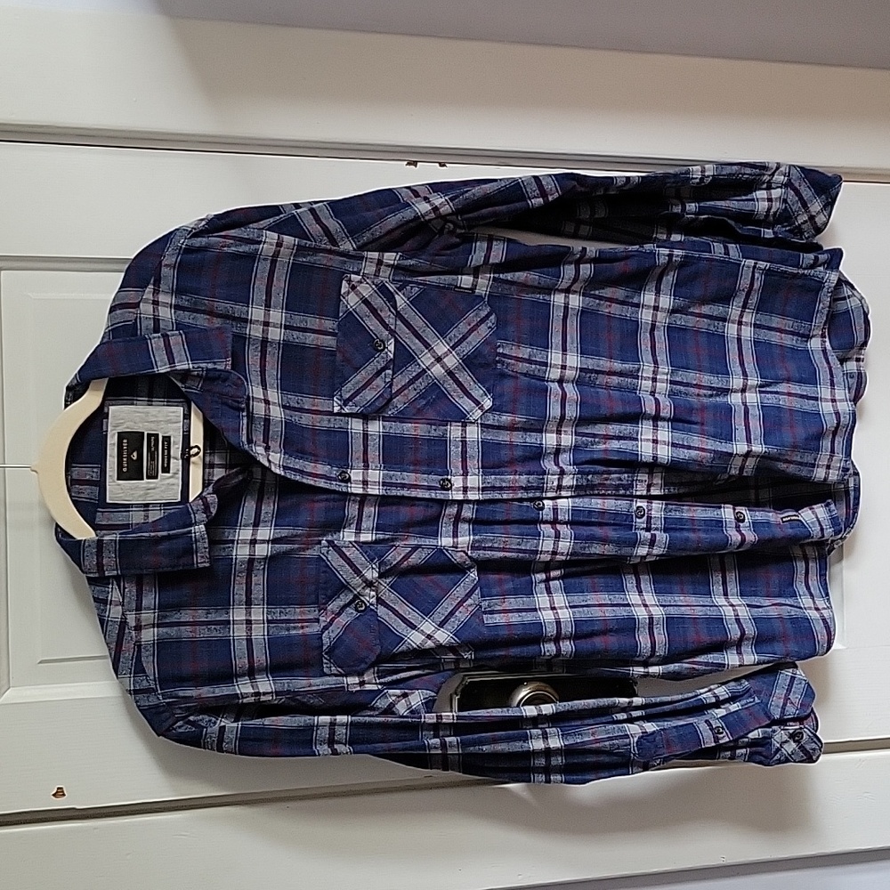 Quiksilver flannel button down